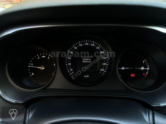 EYD RENAULT MEGANE 1.5 DİZEL 128 KM HATASIZ BOYASIZ