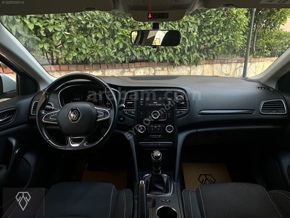 EYD RENAULT MEGANE 1.5 DİZEL 128 KM HATASIZ BOYASIZ
