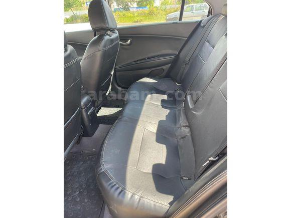 Sahibinden Nissan Primera 2.0 Tekna 2004 Model 
