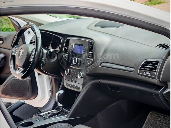 Düşük Klometre MEGAN OTOMATİK