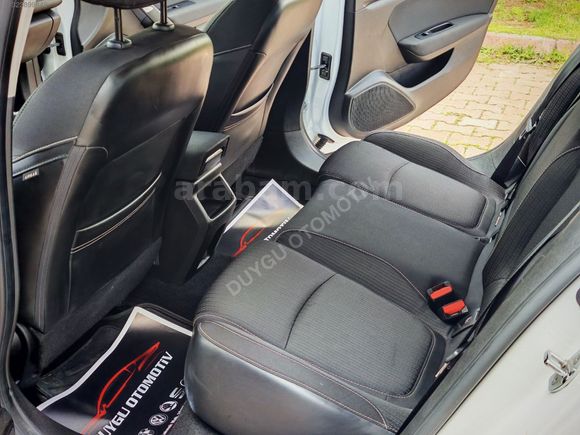 Düşük Klometre MEGAN OTOMATİK