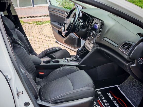 Düşük Klometre MEGAN OTOMATİK