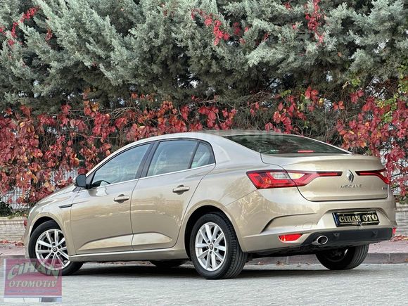 CİHAN OTO'DAN 2018 MEGANE TOUCH OTOMATİK HATASIZ 160BİN KM DE