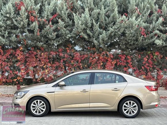 CİHAN OTO'DAN 2018 MEGANE TOUCH OTOMATİK HATASIZ 160BİN KM DE