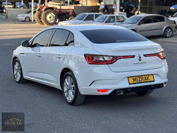 MIZRAK AUTO'DAN 2018 MEGANE 185.000 KM'DE