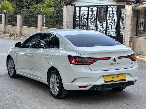 MEGANE 1.5DCI OTOMATİK TOUCH 215binKM