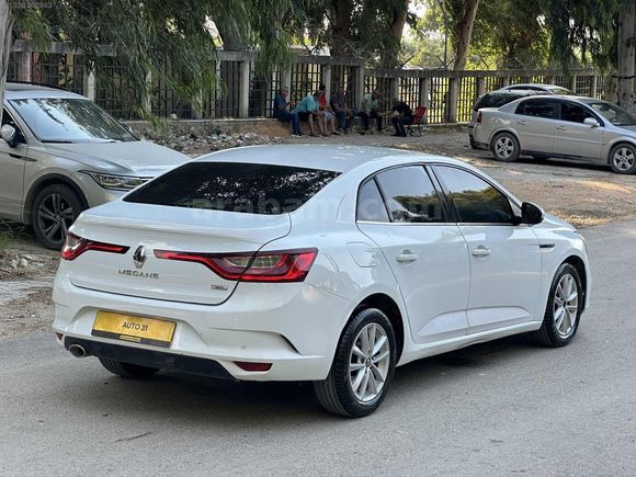 MEGANE 1.5DCI OTOMATİK TOUCH 215binKM