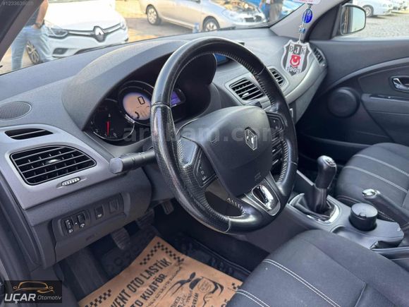 UÇAR'DAN..2014 RENAULT MEGANE 1.5 DCİ TOUCH PLUS..149.000 KM..