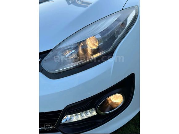 Auto_53'TEN OTOMATİK 2015 RENAULT MEGANE 1.5 DCİ TOUCH PLUS