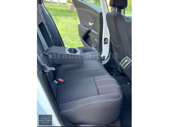 Auto_53'TEN OTOMATİK 2015 RENAULT MEGANE 1.5 DCİ TOUCH PLUS