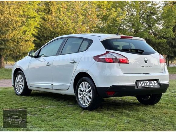 Auto_53'TEN OTOMATİK 2015 RENAULT MEGANE 1.5 DCİ TOUCH PLUS