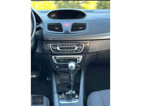 Auto_53'TEN OTOMATİK 2015 RENAULT MEGANE 1.5 DCİ TOUCH PLUS