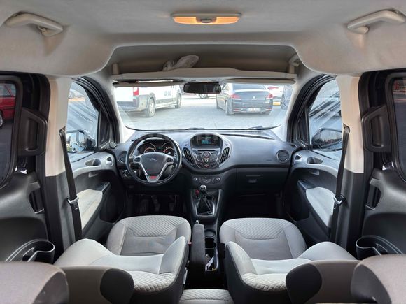 Sahibinden Ford Tourneo Courier 1.6 TDCi Titanium Plus 2017 Model 