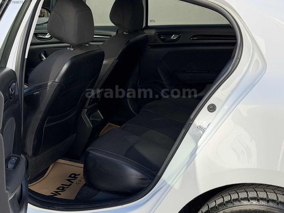 2016 MEGANE OTOMATİK TOUC PLUS 240 BİNDE UYGUN FİYATLI