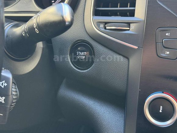 2016 MEGANE OTOMATİK TOUC PLUS 240 BİNDE UYGUN FİYATLI