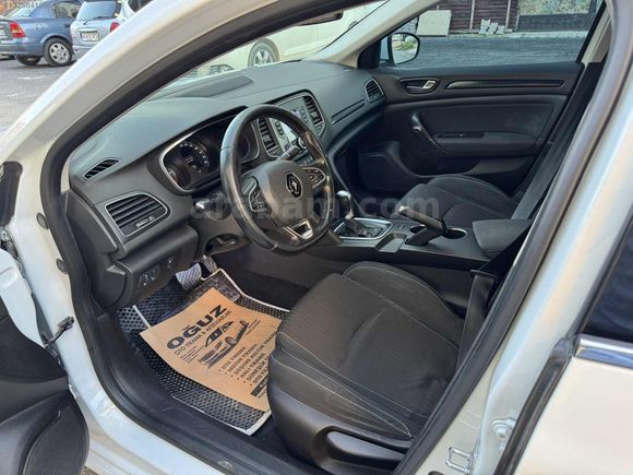 OĞUZ ' DAN DEĞİŞENSİZ OTOMATİK TOUCH PLUS MEGANE 4