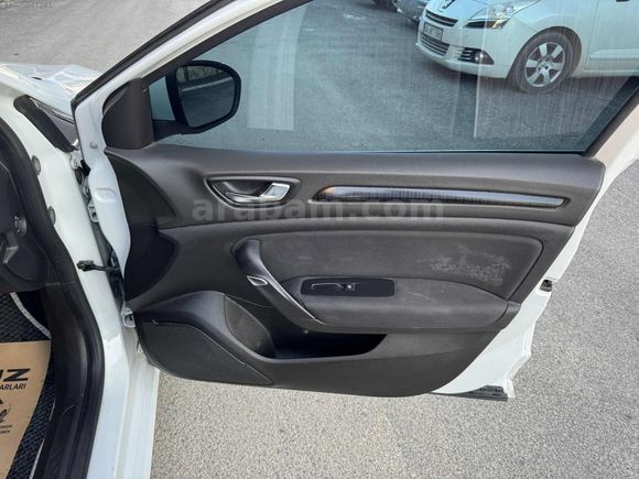 OĞUZ ' DAN DEĞİŞENSİZ OTOMATİK TOUCH PLUS MEGANE 4