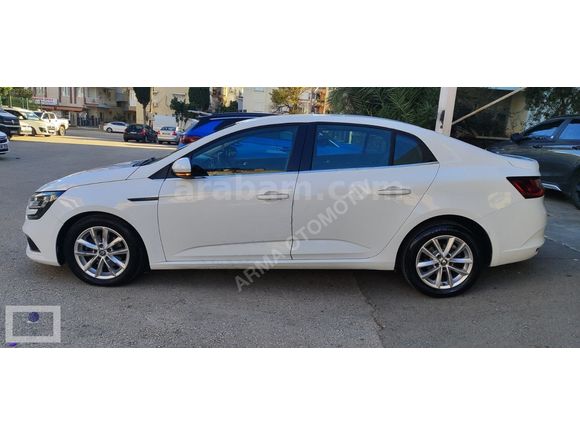 2017 MODEL MEGANE TOUC PLUS OTOMATİK VİTES ORJİNAL LED FAR DİZEL