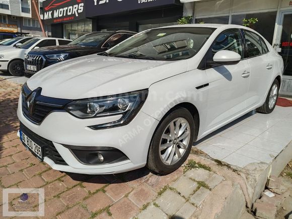 2017 MODEL MEGANE TOUC PLUS OTOMATİK VİTES ORJİNAL LED FAR DİZEL