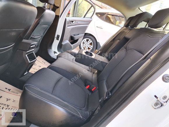 2017 MODEL MEGANE TOUC PLUS OTOMATİK VİTES ORJİNAL LED FAR DİZEL
