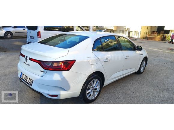 2017 MODEL MEGANE TOUC PLUS OTOMATİK VİTES ORJİNAL LED FAR DİZEL