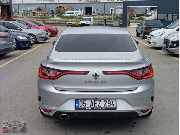 2020 MEGAN 1.5 DCİ TOUCH EDC TESLA EKRAN HATASIZ SERVİS BAKIMLI