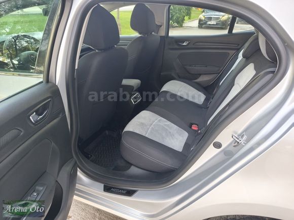 HATASIZ 2018 MODEL RENAULT MEGANE 4 TOUCH PLUS 110BG