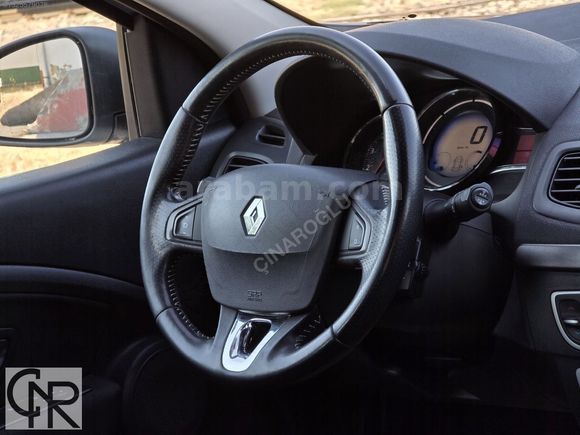 ÇINAROĞLU/2015/BOYASIZ/96.000 KM/MEGANE/1.5 DCI/TOUCH PLUS/BEYAZ