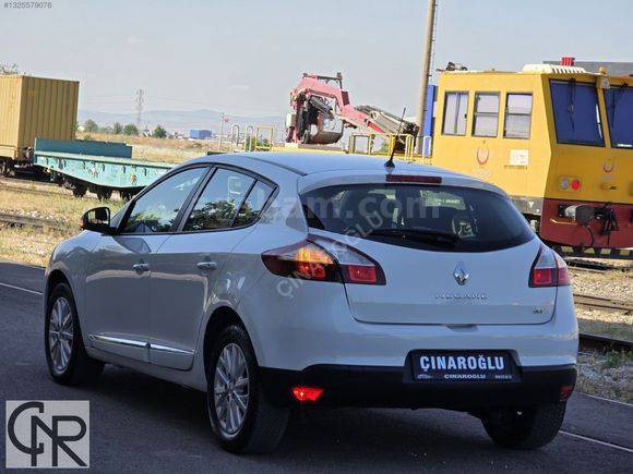 ÇINAROĞLU/2015/BOYASIZ/96.000 KM/MEGANE/1.5 DCI/TOUCH PLUS/BEYAZ