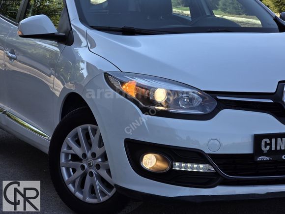 ÇINAROĞLU/2015/BOYASIZ/96.000 KM/MEGANE/1.5 DCI/TOUCH PLUS/BEYAZ