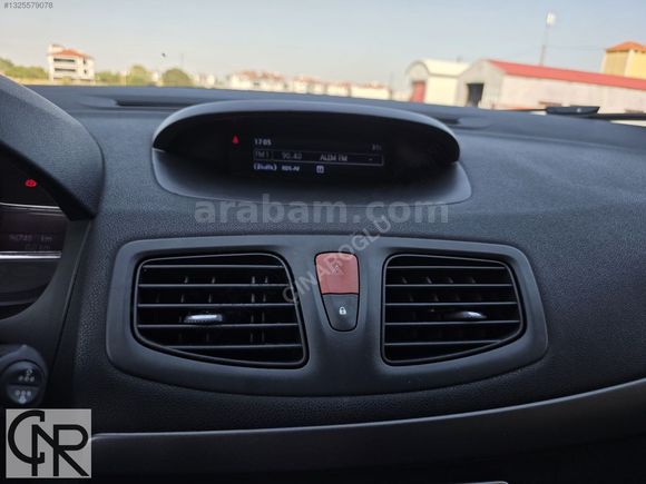 ÇINAROĞLU/2015/BOYASIZ/96.000 KM/MEGANE/1.5 DCI/TOUCH PLUS/BEYAZ
