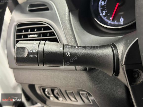 Sefa Oto 'dan DİZEL OTOMATİK MEGANE 133bin KM