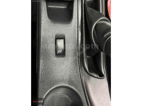Sefa Oto 'dan DİZEL OTOMATİK MEGANE 133bin KM
