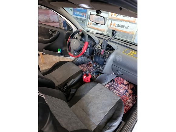 Sahibinden Opel Corsa 1.3 CDTI Cosmo 2005 Model  357.000 km Beyaz