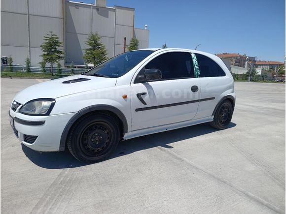 Sahibinden Opel Corsa 1.3 CDTI Cosmo 2005 Model  357.000 km Beyaz