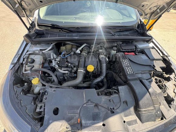 54 Özkan otomotiv den megan 4