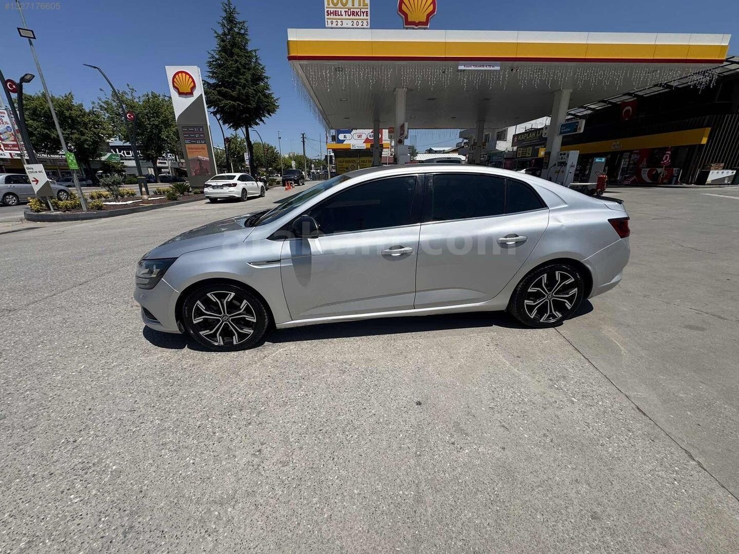 Galeriden Renault Megane 1.5 dCi Touch Plus 2018 Model Sakarya 217.000 km Gri 7
