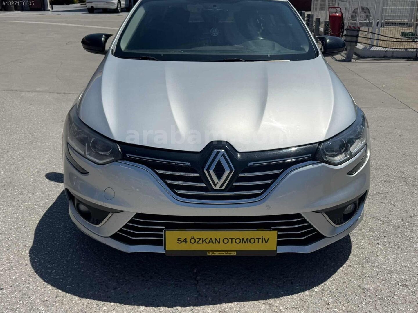 Galeriden Renault Megane 1.5 dCi Touch Plus 2018 Model Sakarya 217.000 km Gri 2