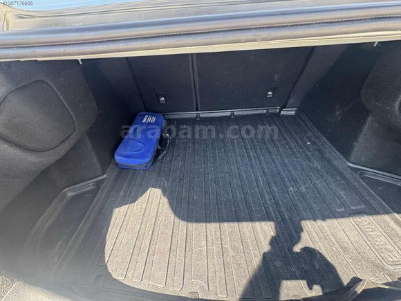 54 Özkan otomotiv den megan 4