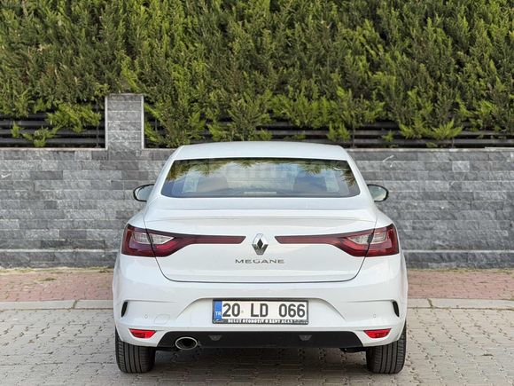 2020 RENAULT MEGANE DEGİŞENSİZ 2 PARÇA BOYALI