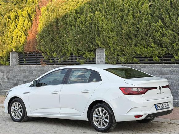 2020 RENAULT MEGANE DEGİŞENSİZ 2 PARÇA BOYALI