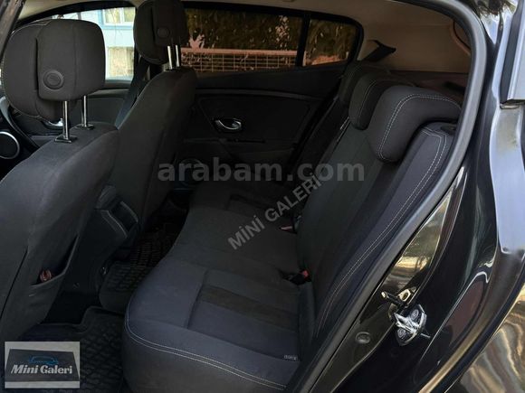 MİNİ GALERİ'DEN DEĞİŞENSİZ DYNAMİQUE MEGANE 3