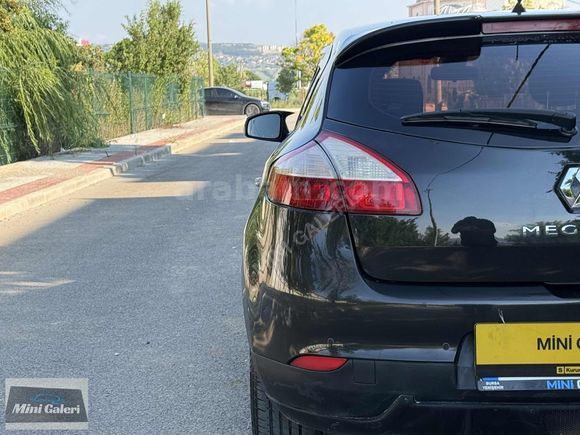 MİNİ GALERİ'DEN DEĞİŞENSİZ DYNAMİQUE MEGANE 3