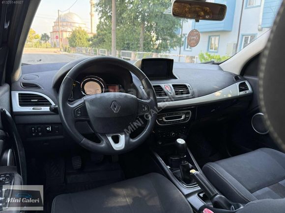 MİNİ GALERİ'DEN DEĞİŞENSİZ DYNAMİQUE MEGANE 3