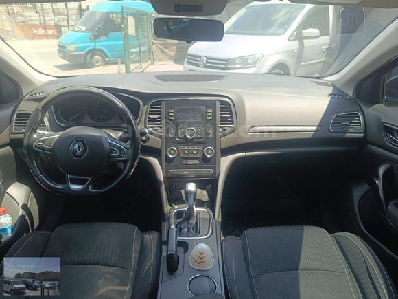 2018 model Renault Megane Touch dizel otomatik hatasız tramersiz
