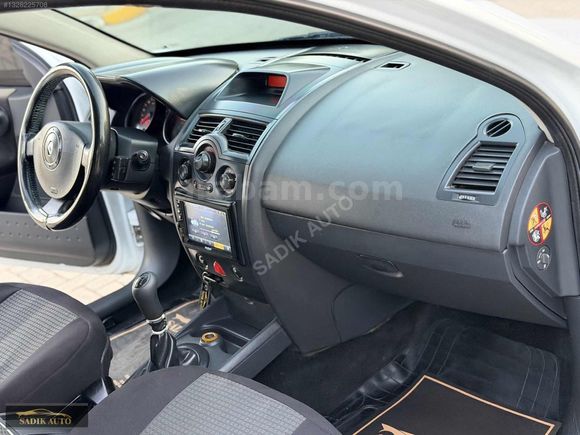 2006 RENAULT MEGANE 1.5 DİZEL - KLİMALI - MASRAFSIZ