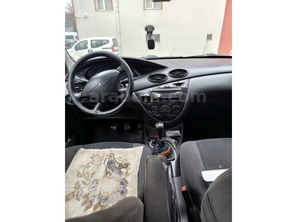 Sahibinden Ford Focus 1.6 Ghia 2002 Model 
