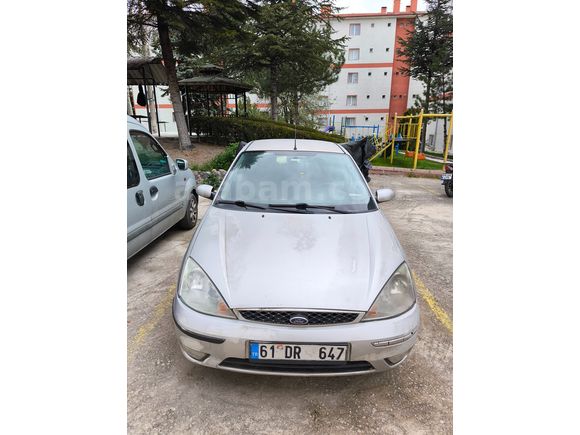 Sahibinden Ford Focus 1.6 Ghia 2002 Model 