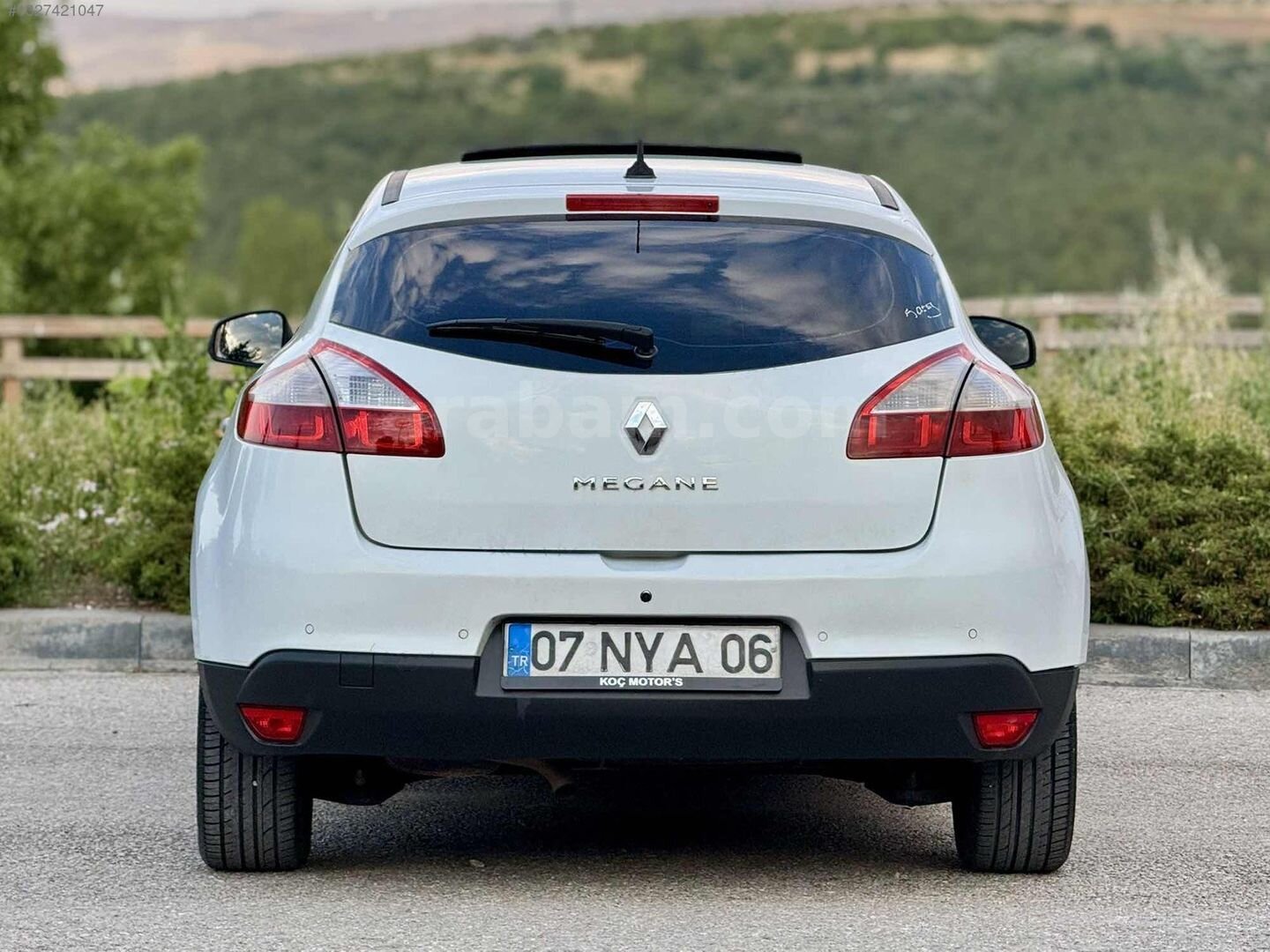 Galeriden Renault Megane 1.6 Privilege 2011 Model Ankara 180.000 km Beyaz 7