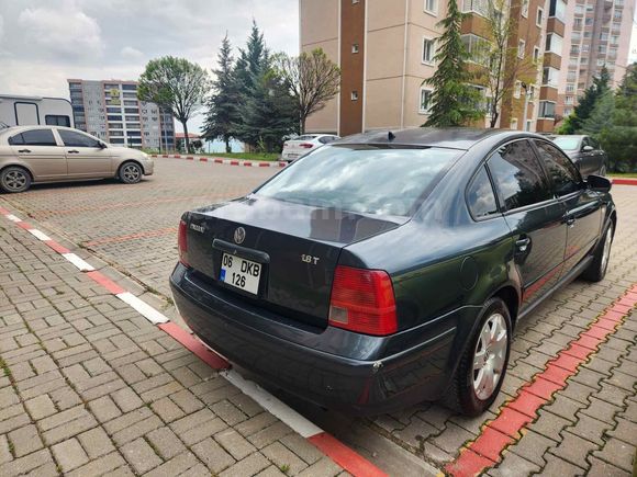 Sahibinden Volkswagen Passat 1.8 T 2000 Model 
